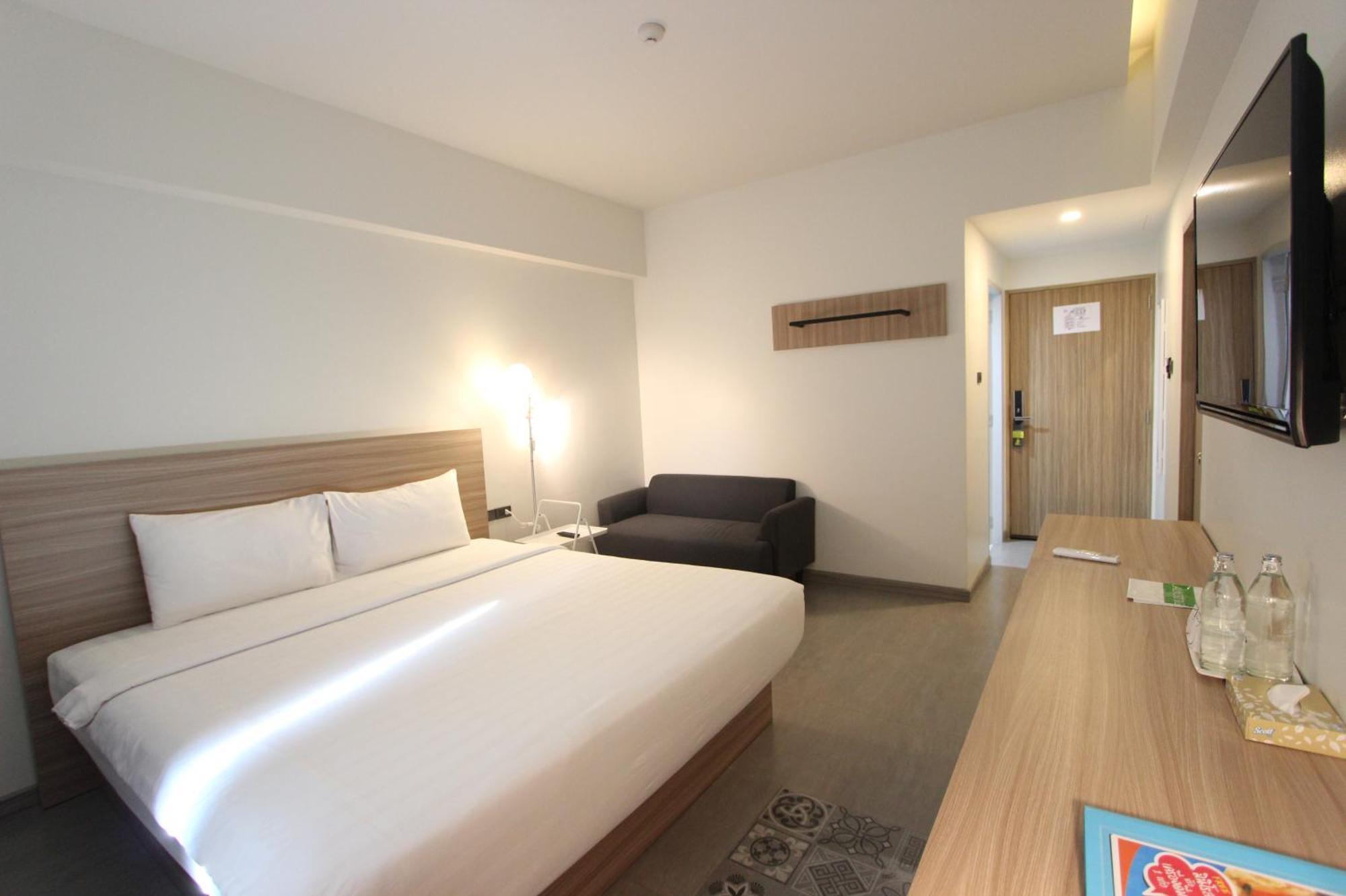 Hotel Mgrand Roi Et Exterior foto